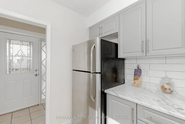 Additional image 11 of 15 Benton St