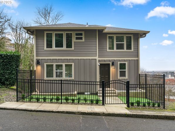 1299 SW Cardinell Dr, Portland, OR 97201