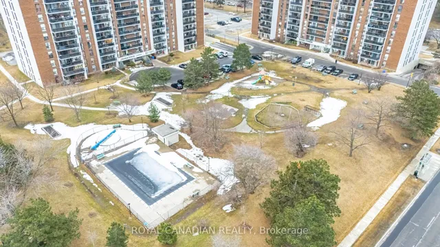 Additional image 31 of 17 Knightsbridge Rd Unit 1605