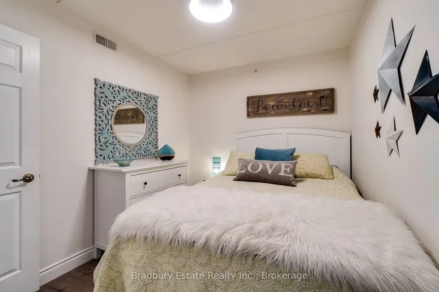 Additional image 21 of 2045 Appleby Line Unit 305