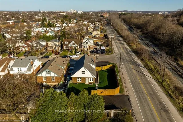 Additional image 38 of 316 Houghton Ave