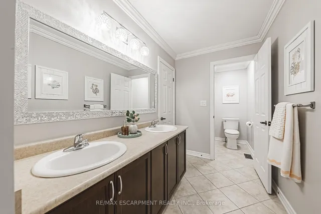 Additional image 35 of 4670 Webb St