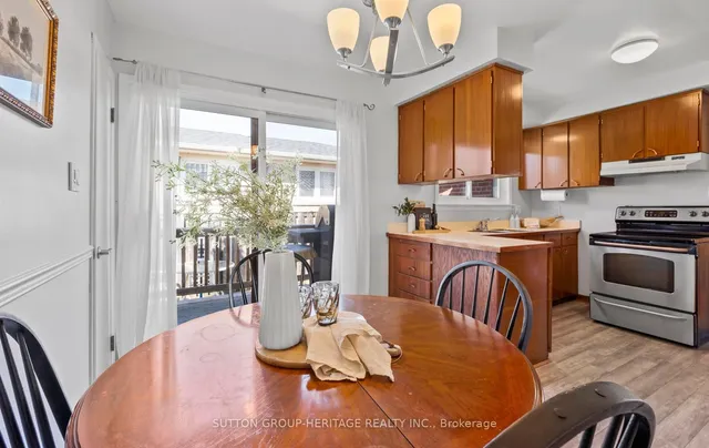 Additional image 10 of 54 Shoreview Dr