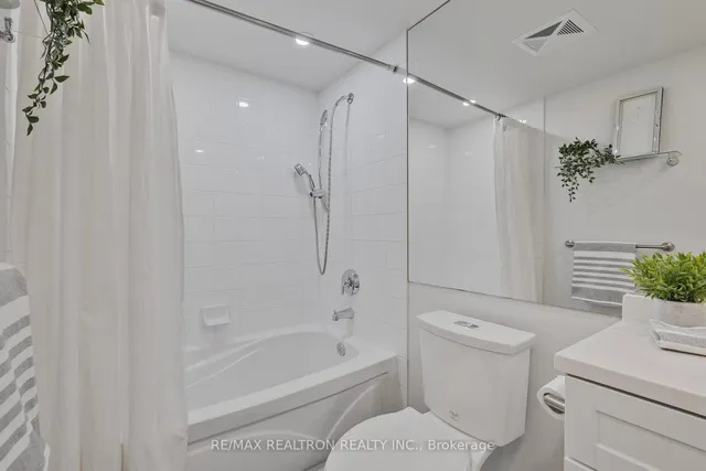 Additional image 19 of 1403 Royal York Rd Unit 508