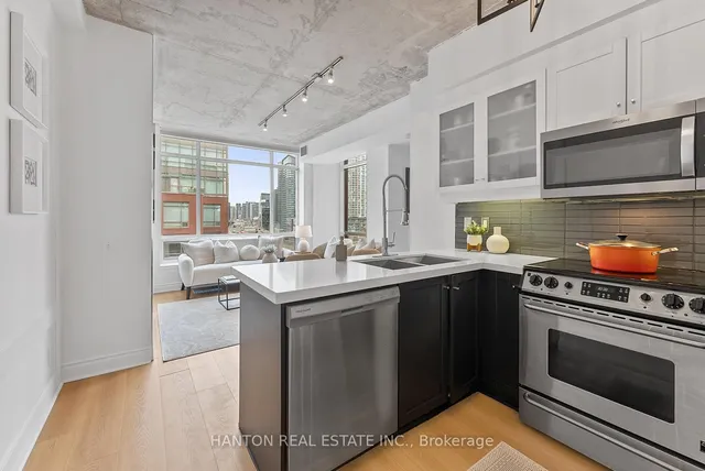 Additional image 12 of 500 Queens Quay Unit 917E