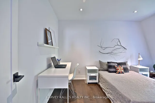 Additional image 27 of 15 Markham St