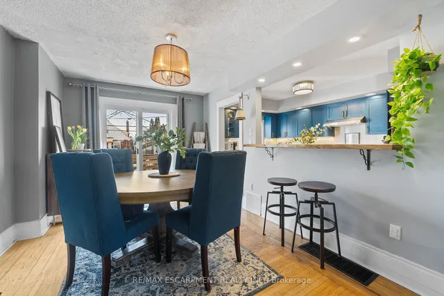 Additional image 19 of 124 Cameron Ave