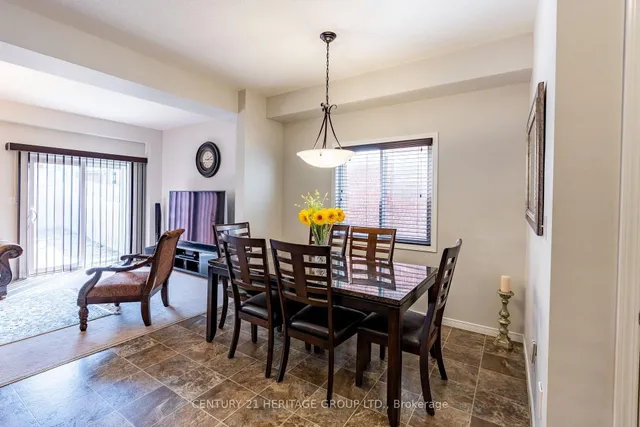 Additional image 13 of 382 Woodbine Ave