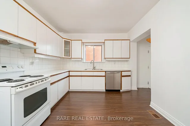 Additional image 8 of 216 Oakwood Ave