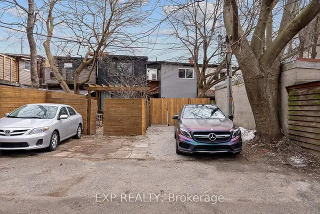 Additional image 18 of 2555 Dundas St