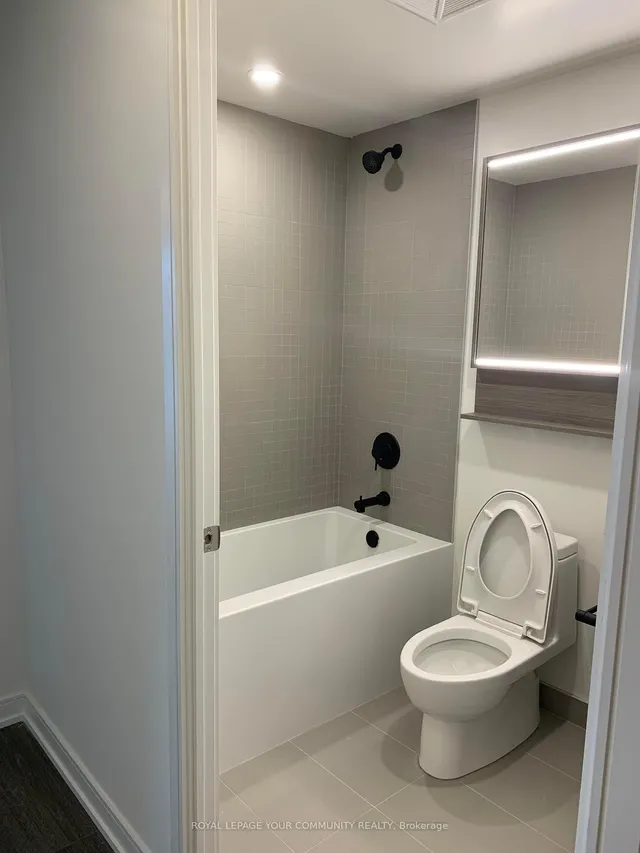 Additional image 8 of 425 Front St Unit 1115