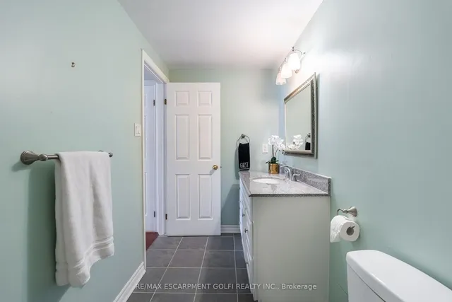 Additional image 13 of 416 LIMERIDGE Rd Unit 109