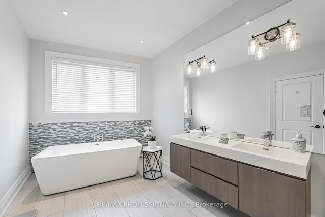 Additional image 23 of 54 Parkchester Rd