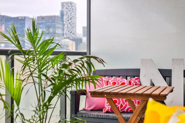 Additional image 23 of 1 Market St Unit 1001