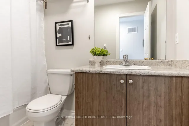 Additional image 17 of 400 Bessborough Dr