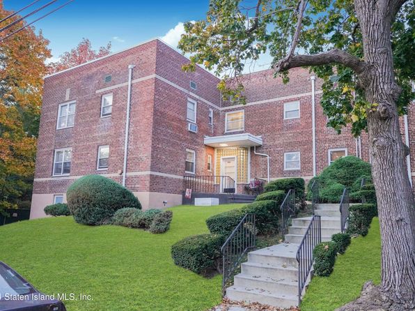Primary image of 585 Castleton Ave APT 2B, Staten Island, NY 10301