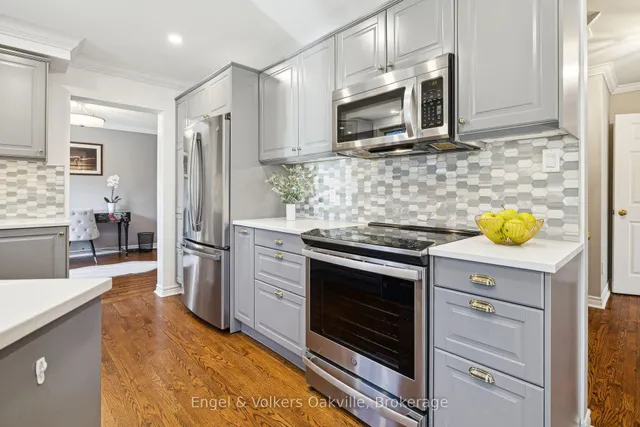 Additional image 12 of 1297 Henley Pl