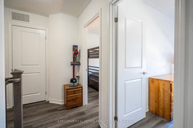 Additional image 37 of 33 Keppel Circ