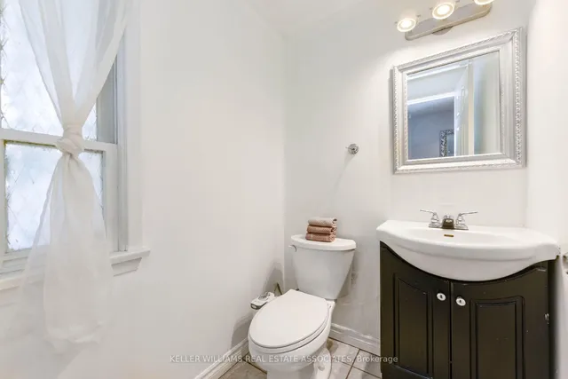 Additional image 5 of 49 Eden Park Dr