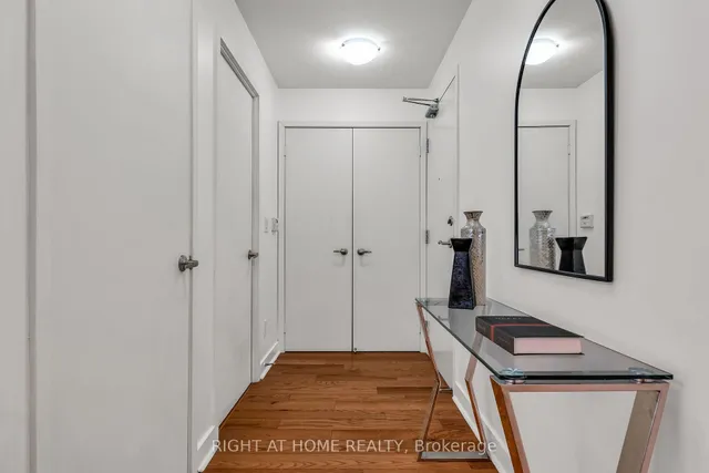 Additional image 3 of 320 Richmond St Unit 305