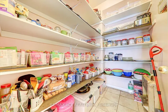 Additional image 24 of 27 Tillinghast Lane