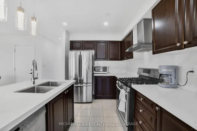 Additional image 12 of 32 Hedges Cres