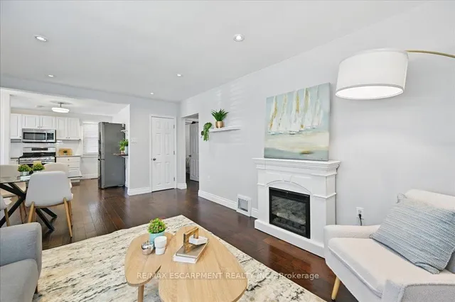 Additional image 16 of 433 East 38th St