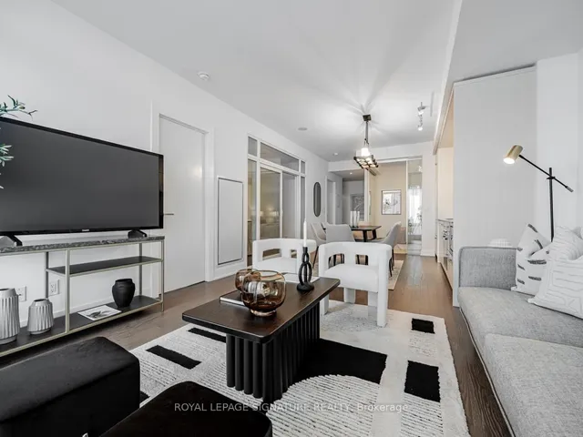 Additional image 38 of 3018 Yonge St Unit 714