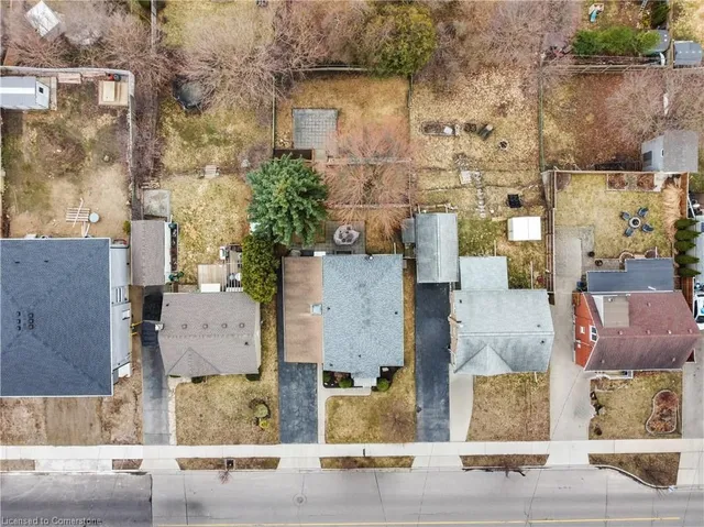 Additional image 44 of 563 Guelph St