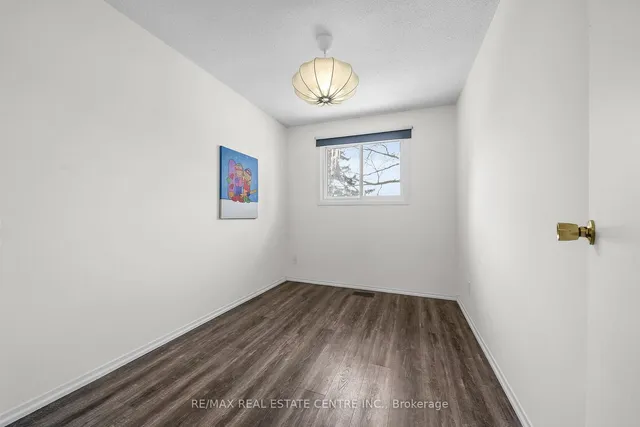 Additional image 16 of 1420 Garth St Unit 15