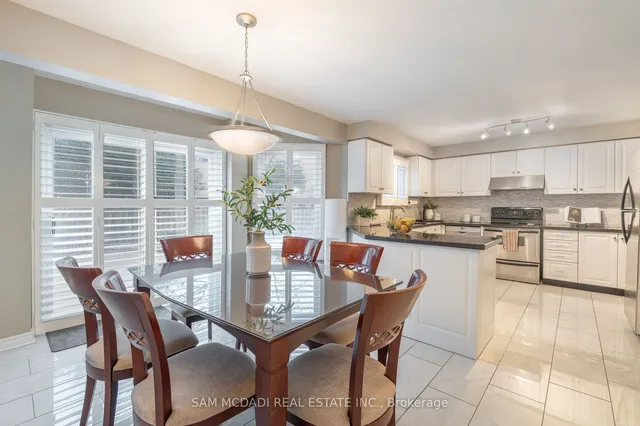 Additional image 11 of 69 Parkside Dr