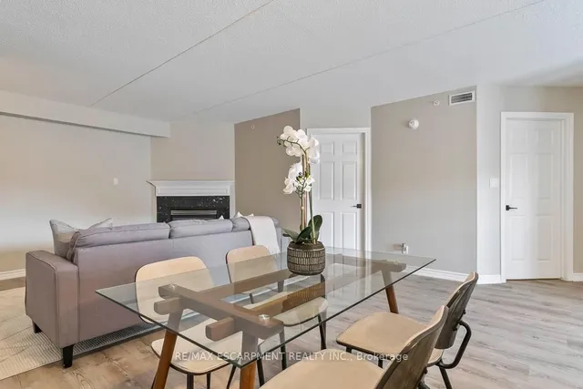 Additional image 9 of 1830 WALKERS Line Unit 301