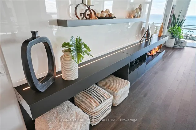 Additional image 17 of 2060 Lakeshore Rd Unit 206