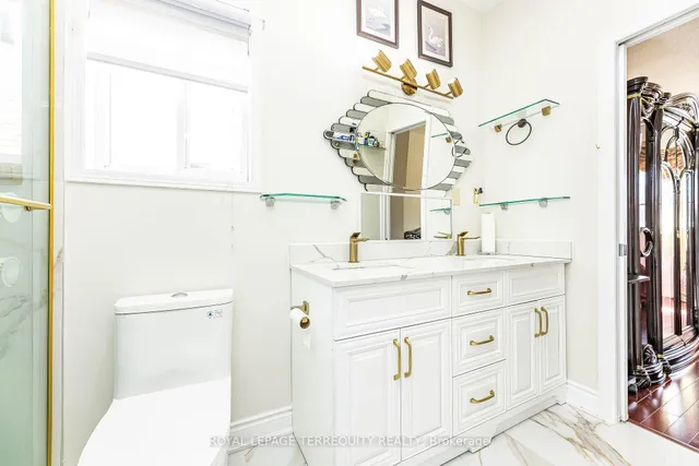 Additional image 27 of 21 Collingwood Ave