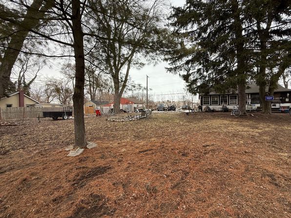 4826 Radnor St, Detroit, MI 48224