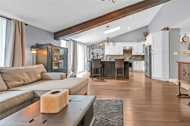 Additional image 14 of 3 Magenta Crt