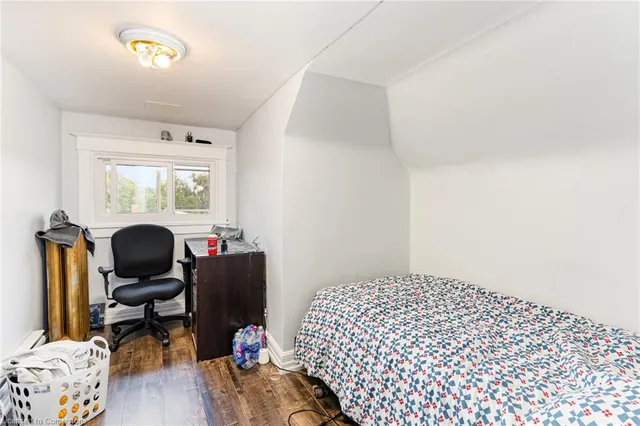 Additional image 21 of 74 Kenilworth Ave