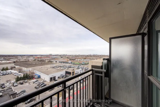 Additional image 36 of 3091 Dufferin St Unit 901