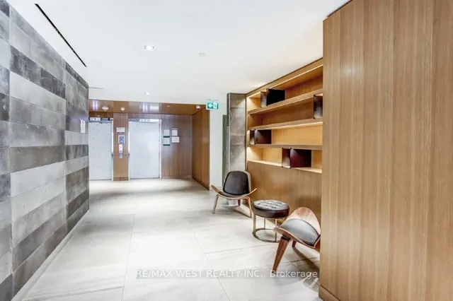 Additional image 28 of 120 Parliament St Unit Th105