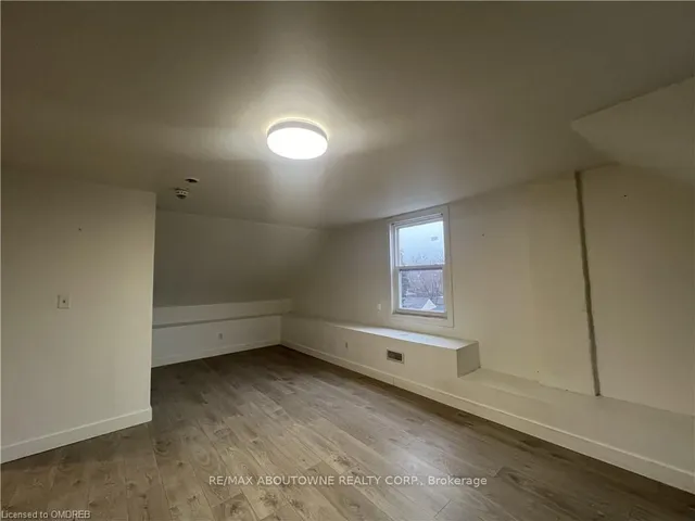 Additional image 22 of 49 Fairleigh Ave