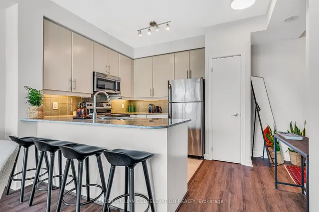 Additional image 9 of 33 Bay St Unit 2708