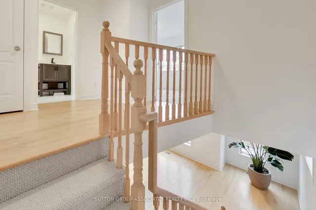 Additional image 27 of 70 Guildwood Pkwy Unit 4