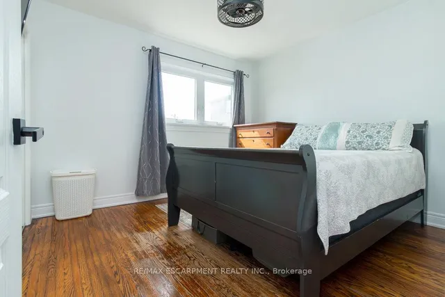 Additional image 22 of 3 Pleasant Ave