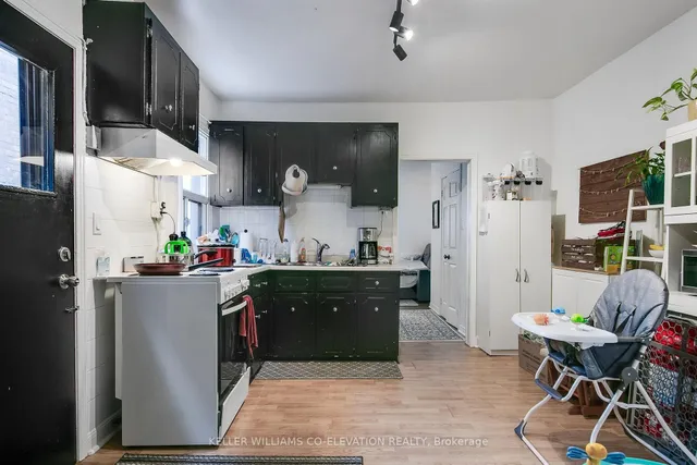 Additional image 7 of 261 Palmerston Ave