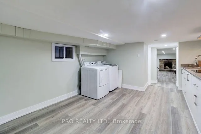 Additional image 17 of 219 Wentworth St