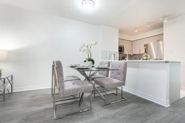 Additional image 10 of 8 Mondeo Dr Unit 512