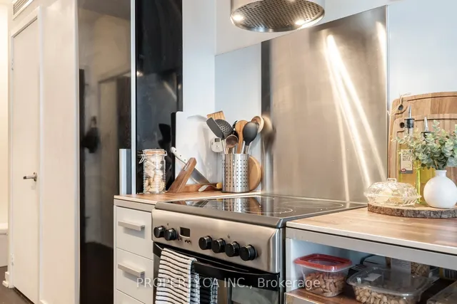 Additional image 8 of 38 Dan Leckie Way Unit 201