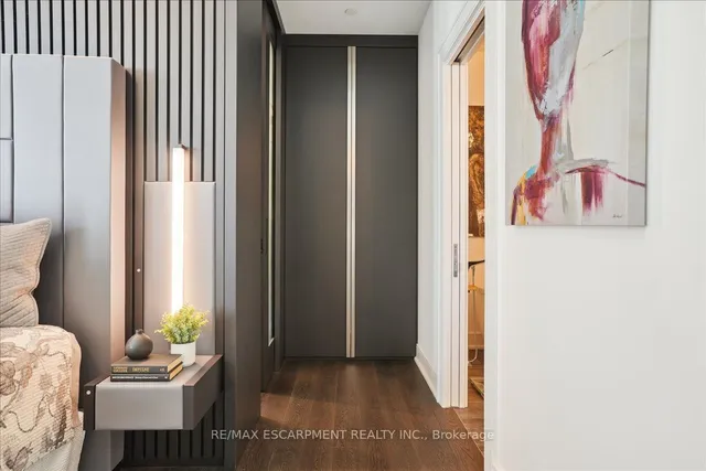 Additional image 15 of 2060 Lakeshore Rd Unit 206