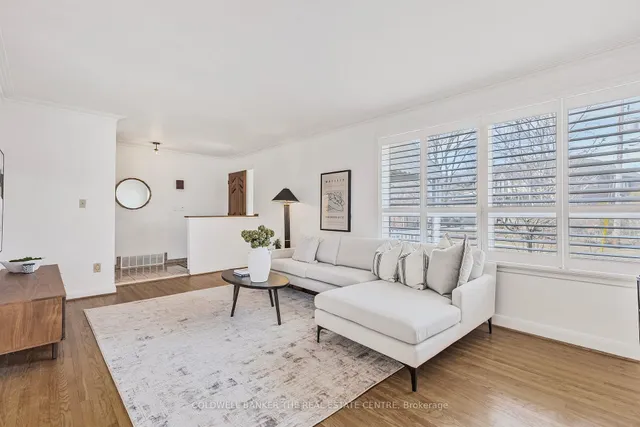 Additional image 4 of 2 Ghent Crt