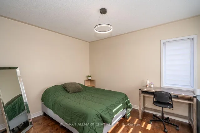 Additional image 40 of 24 Bushberry Rd